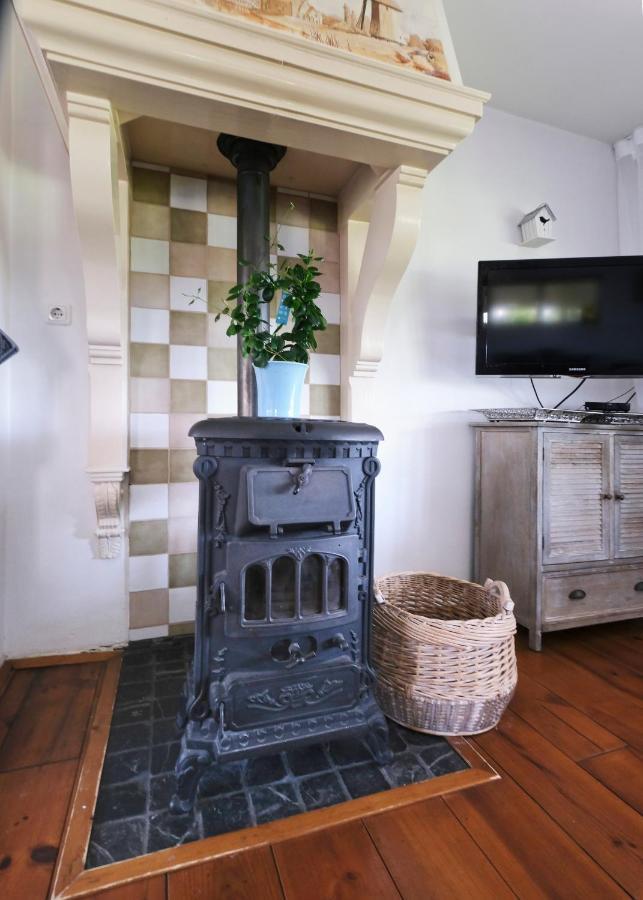 Idyllisch En Knus Huisje Met Prachtige Veranda. Oterleek ภายนอก รูปภาพ