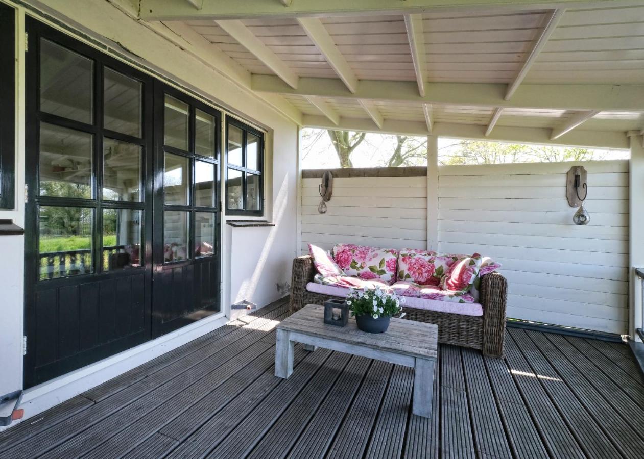 Idyllisch En Knus Huisje Met Prachtige Veranda. Oterleek ภายนอก รูปภาพ